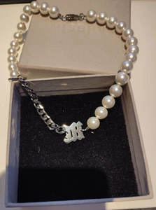 Gargantilla MISBHV Pearl & Curb Link nueva sin etiquetas plateada - Imagen 1 de 11