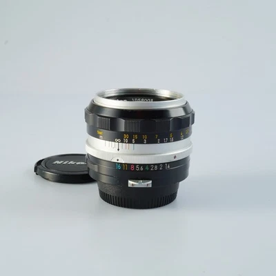VERY GOOD Nikon Nikkor-S AUTO 50mm F/1.4 Non-Ai Prime Lens - Image 1 of 4