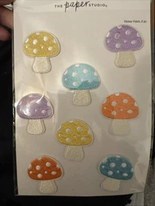 🔥Lot Of 8 Mushroom Magic Embroidered Iron On Patch Hippie Love - Picture 1 of 2