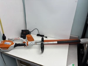 Stihl HLA 56 cordless hedge trimmer - Picture 1 of 4