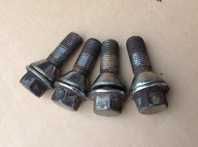 VOLVO V70 S60 V60 S80 V90 XC40 XC60 XC70 90 ALLOY WHEEL SCREW NUTS BOLT SET OF 4 - Image 1 of 3