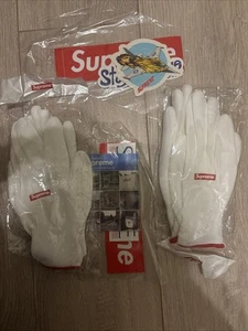 SUPREME FW20 RUBBERIZED GLOVES NEW IN WRAPPER + STICKERS - Picture 1 of 3
