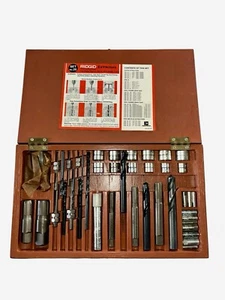 RIDGID 25 Screw and Pipe Extractor Set 35590 1-8 with illustration instructions - Picture 1 of 6
