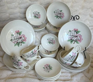 Cunningham & Pickett Flamingo Vintage 1950s Homer Laughlin Set Of 41 EUC - Picture 1 of 22