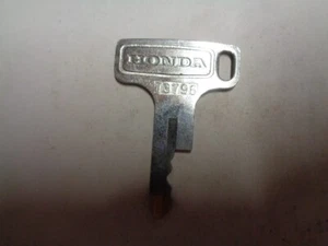 NOS Pre Cut Honda Brand Key T3796 - Picture 1 of 2