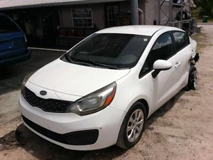 Outside Door Handle KIA RIO Left 12 13 14 15 16 17 - Picture 1 of 7
