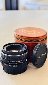 Pentax-M SMC 50mm F2 Asahi Optical | Manual Focus Camera Lens | Leather Case - Picture 1 of 4