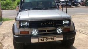 2Pcs LED Head Lights for Toyota Land Cruiser Prado LJ70 LJ71 LJ72 LJ77LJ78 90-95 - Picture 1 of 4