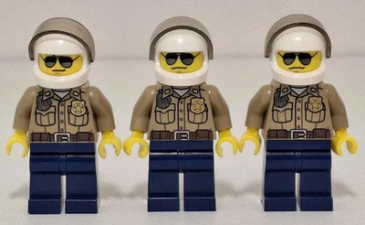 Lego 3 Forest Police Minifigures Lot Badge Pockets Sunglasses Radio Pattern - Image 1 of 2