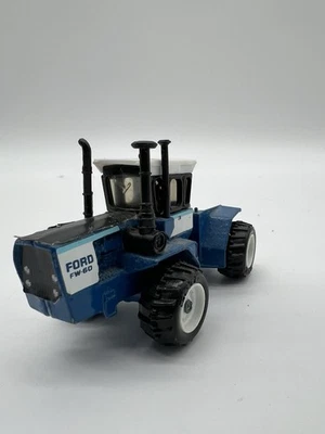 1/64 Ford FW-60 4WD Tractor Grey Rim - Image 1 of 4