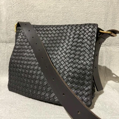 Authentic Bottega Veneta Intrecciato Messenger Bag Shoulder Bag Black Used - Image 1 of 4