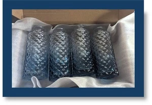 Set 4 verzierte Glasknospenvasen, Diamantschliff - sehr schön - 5 Zoll hoch - Bild 1 von 6