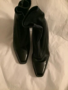 EXCELLENT CONDITION Charles Jourdan Black Leather Slip-on Ankle Boots - 5.5 - Picture 1 of 6