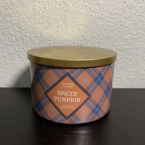 Yankee Candle Spiced Pumpkin 18oz. Kerze im Glas mit 3 Docht aus ätherischen Ölen - Bild 1 von 4