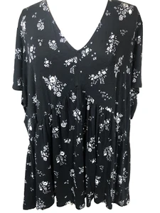 Lane Bryant Plus 26/28 Damen schwarz & weiß Blumenmuster Babydoll Stil Top Shirt - Bild 1 von 8