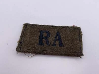 Original Early World War Two Era Slip On Title, Royal Artillery - Image 1 of 2