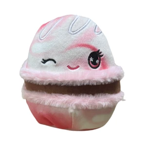 Squishmallows Doriz the Macaron 5” Mystery Squad Scented Dessert Plush Toy - Picture 1 of 3