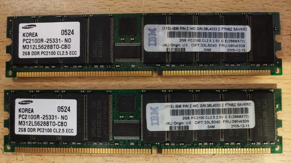 2x2 GB DDR1 server RAM - Image 1 of 1