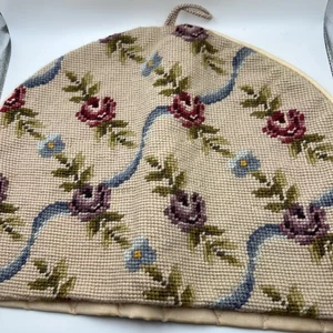 Vintage Rose Blumen Nadelspitze Gobelin Teekanne Tee gemütlich Cozies Bauernhaus  - Bild 1 von 4