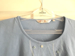 ladies round neck preowned ewm top short sleeve blue size l18-20 - Picture 1 of 16