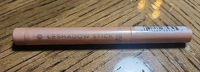 L Oreal Paris Le Shadow Stick “Twinkly Rose” Sealed - Image 1 of 2