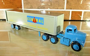 Winross Central Storage Diecast Truck 1:64 Scale White Twinscrew Daycab Semi - Picture 1 of 6