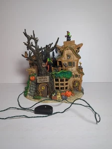 2004 Lemax Spooky Town Witch's Lair Animated Halloween 45003 READ - Picture 1 of 10