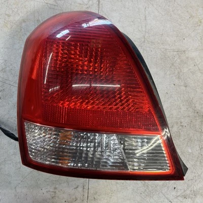 Задний фонарь драйвер для седана HYUNDAI Elantra 2001 2002 2003 левый с лампочками - Изображение 1 из 4