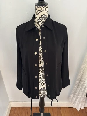 Blusa Chaqueta Ligera Yansi Fugel Negra Cierre a Presión Mujer’s Pequeña Clásica Foto 1 de 4