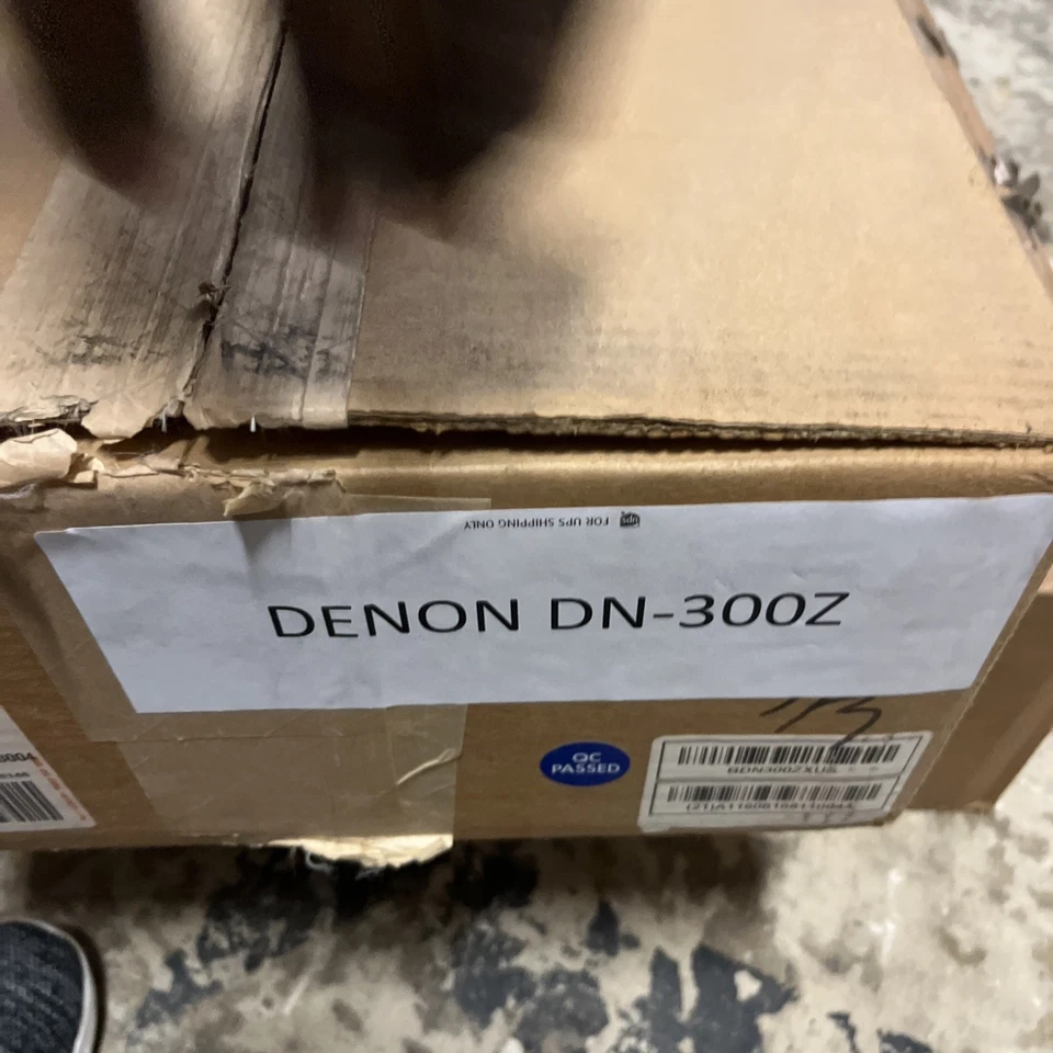 Denon DN-300Z CD/Media Player with Bluetooth Receiver and AM/FM Tuner - Image 1 of 1