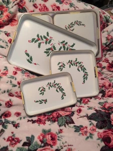 3 teiliges Lack Tablett Set Christmas May Co. - Bild 1 von 21