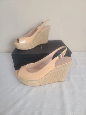 NIB Pelle Moda Colton Size 11 M Nude Color Petal Patent Leather Wedge Blush New - Image 1 of 4