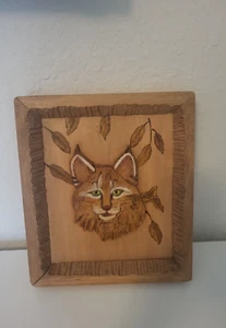 Lince in legno arte intagliata a mano con cornice in legno intagliato fatta a mano 11 x 12 - Foto 1 di 5
