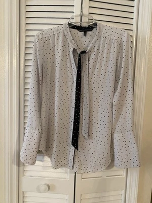 Женская рубашка на пуговицах блузка White House Black Market размер 4 рабочая одежда галстук спереди - Изображение 1 из 4