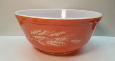 PYREX Autumn Harvest Wheat Pattern Nesting Mixing Bowl #403, 2.5 Quarts Vintage - Image 1 of 4