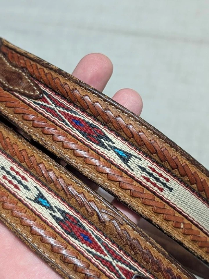 Vintage NATIVO AMERICANO Hebilla Cinturón 40 Cuero SUROESTE Indio Estampado Vaquero Foto 1 de 4