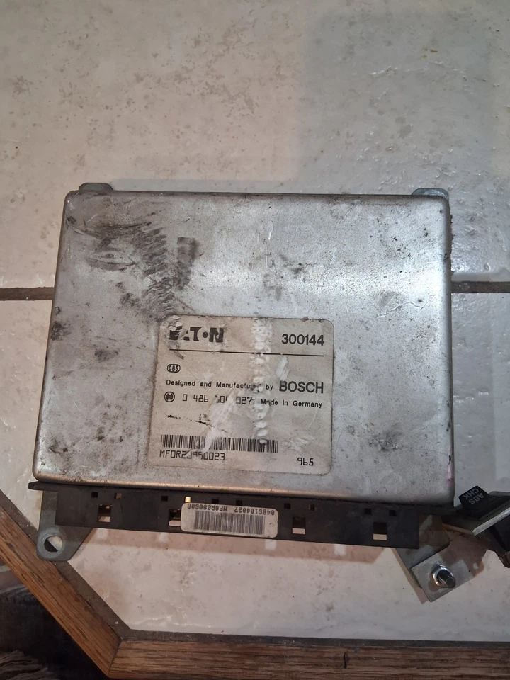 Genuine Eaton 300144 Abs Control Module Freightliner Truck - Image 1 of 1
