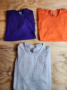 Gildan 3er-Pack T-Shirts Gr. L grau orange lila kurzärmelig Baumwolle T-Shirts - Bild 1 von 9