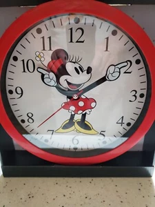 Disney Minnie Mouse Wall Analog Display 10” Clock Set NIB - Picture 1 of 2