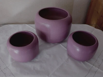 3er-Set Blumenübertöpfe, Keramik, Hammerschlagoptik, flieder - Bild 1 von 4