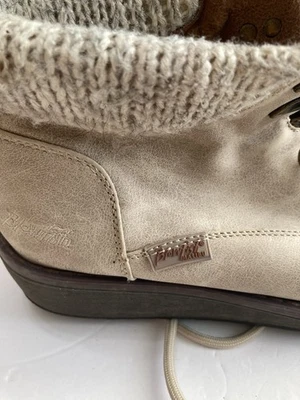 Blowfish Womens Comet Boot Beige W9.5   With Knitted Turndown Comfortable - Image 1 of 4