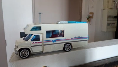 Camping Car Winnebago Minnie Winnie Majorette 1/43 - Photo 1/4
