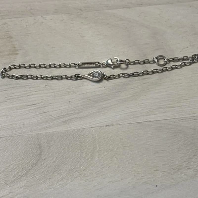 Pulsera Pandora Infinite de diamantes de laboratorio de 0,15 quilates talla pequeña Foto 1 de 4