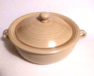 Franciscan Dinnerware 2QT Covered Round Casserole with Handles Reflections Sand - Picture 1 of 5