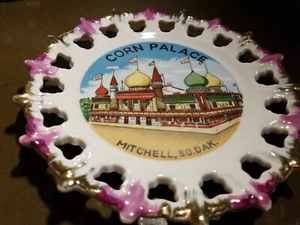 Corn Palace Wall Hanging Plate Dakota travel souvenir Americana vtg kitch decor - Picture 1 of 6
