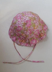 JACADI CHAPEAU EN COTON BÉBÉ 6 MOIS (TOUR DE TÊTE : 45 CM) ROSE MULTICOLORE - Picture 1 of 8