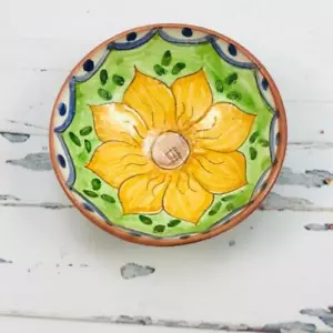 Tonkeramik Terrakotta Keramikschale mit handbemaltem Sonnenblumen-Design - Bild 1 von 5