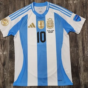 Camiseta de fútbol local Adidas Argentina 2024 Lionel Messi para hombre M Copa América Miami - Imagen 1 de 10