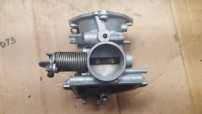 Carrocería de carburador trasero derecho Honda VF500 INTERCEPTOR VF500F 1984 #3 Keihin VD56A Foto 1 de 4