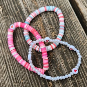 3Pcs Friendship Bracelets for Teen Girls & Women: Heart Beads, Clay Beads - Picture 1 of 5